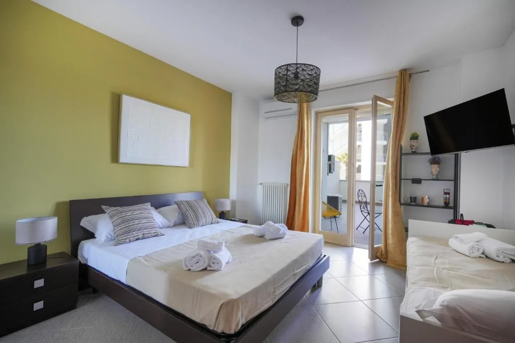 Sky Gate Gold – Suite Terrazza Aeroporto - Hotel de null estrelas em Bari, Bari