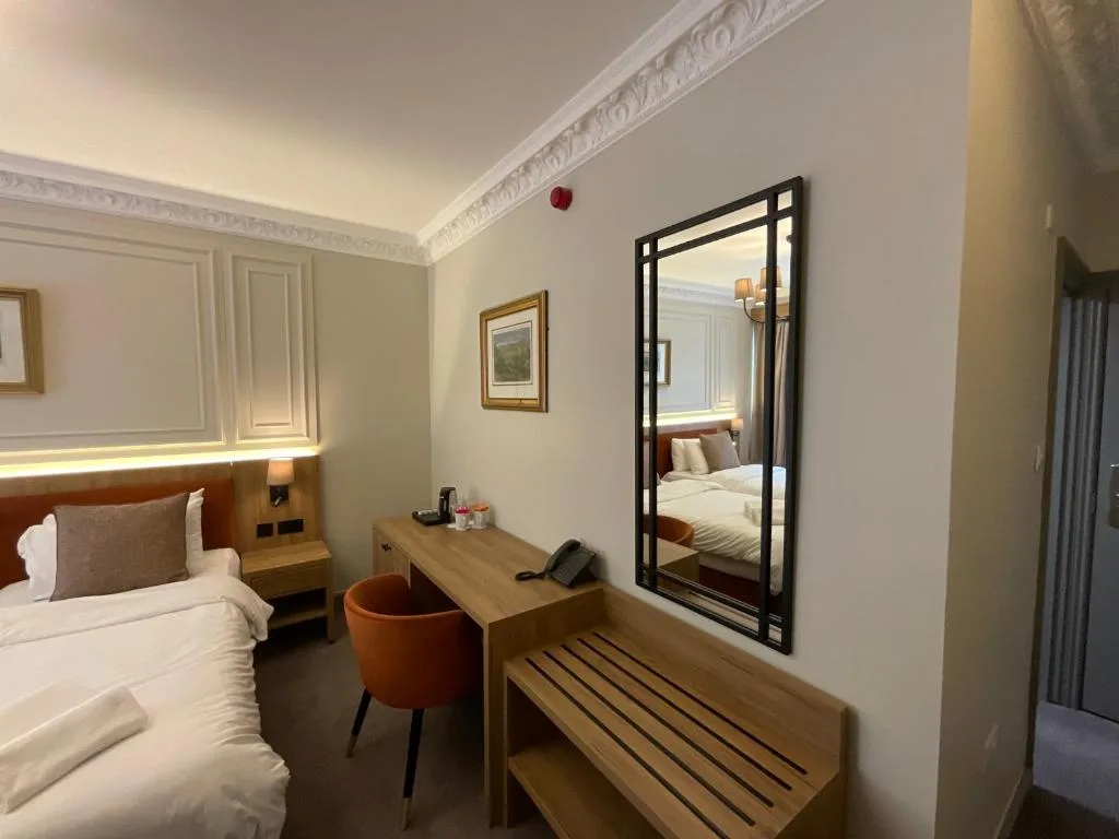 Old Mill Hotel & Lodge - Hotel de 3 estrelas em Bath, Bath - photo 1