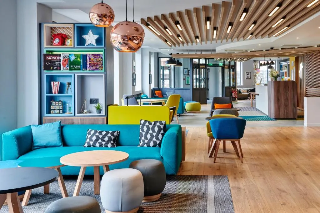 Holiday Inn Belfast by IHG - Hotel de 4 estrellas en Belfast, Belfast - photo 1