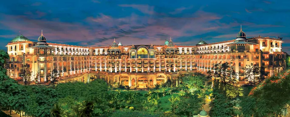 The Leela Palace Bengaluru - Garden City's Only Modern Palace Hotel - Hotel de 5 estrelas em Bengaluru, Bengaluru - photo 1