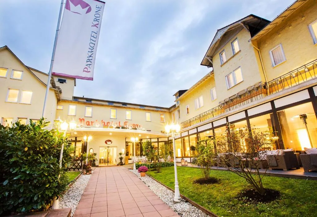 Parkhotel Krone - Hotel de 4 estrellas en Bensheim, Bensheim - photo 1