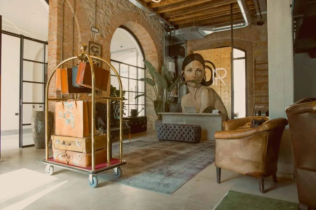 AR Suites&Art - null-star hotel in Bergamo, Bergamo - photo 1