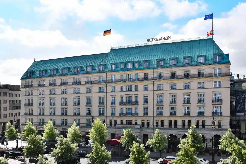 Hotel Adlon Kempinski Berlin - 5-star hotel in Mitte, Berlin - photo 1