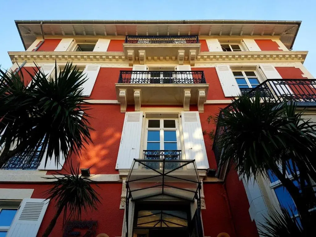 Hôtel & Espace Bien-être La Maison du Lierre - 3-star hotel in Biarritz, Biarritz - photo 1