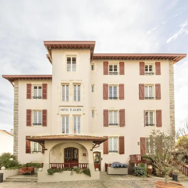 Hotel Saint Julien - Hotel de 3 estrellas en 64200 Biarritz, Biarritz - photo 1