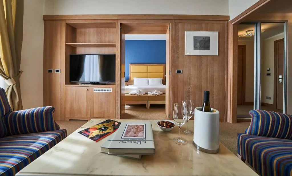Hotel Astoria - 4-star hotel in Biella, Biella - photo 1