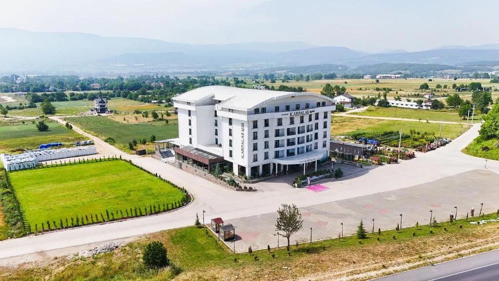 Karpalas City Hotel & Spa - 4-star hotel in Bolu, Bolu - photo 1