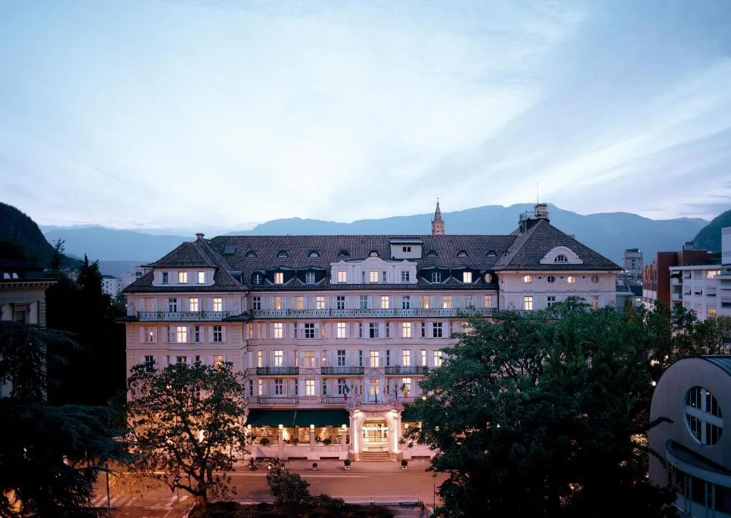 Parkhotel Laurin - 4-star hotel in Bolzano, Bolzano - photo 1