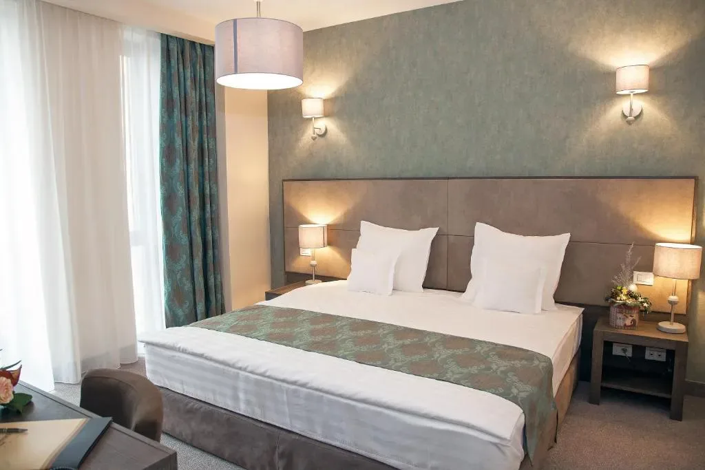 Victoria Bulevard Hotel - Hôtel 4 étoiles, Central, Brasov - photo 1