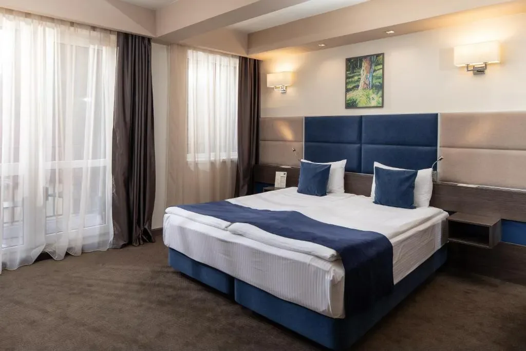 Belfort Hotel - 3-star hotel in 500003 Braşov, Brasov - photo 1