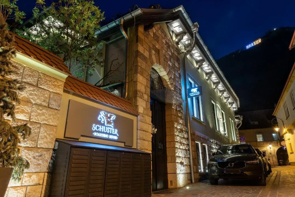 SCHUSTER Boarding House - Hôtel 3 étoiles, Brasov Old Town (Schei district), Brasov - photo 1
