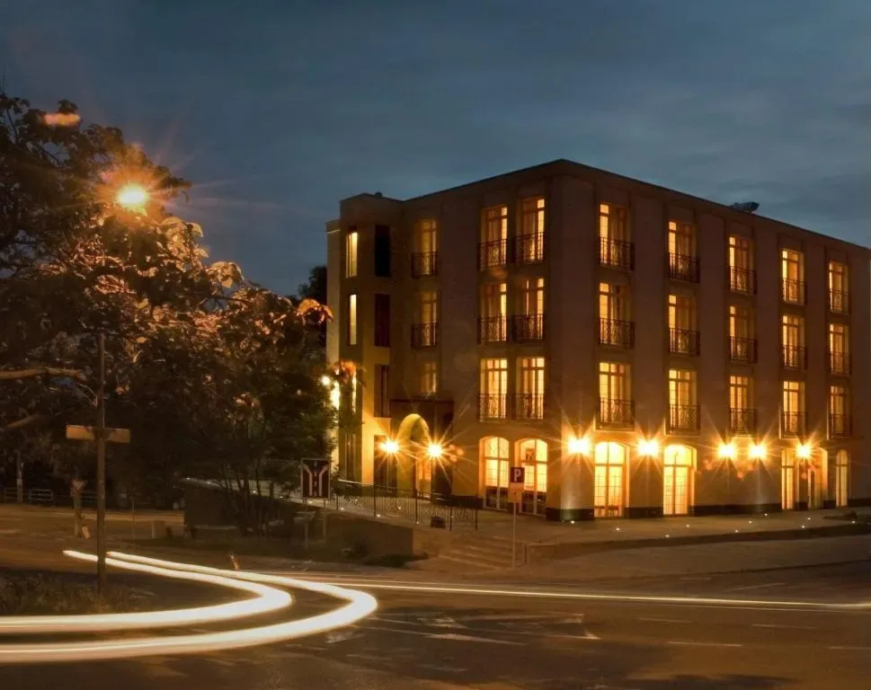 Luxury Garni Hotel Brix - Hotel de 3 estrelas em Nové Mesto, Bratislava - photo 1