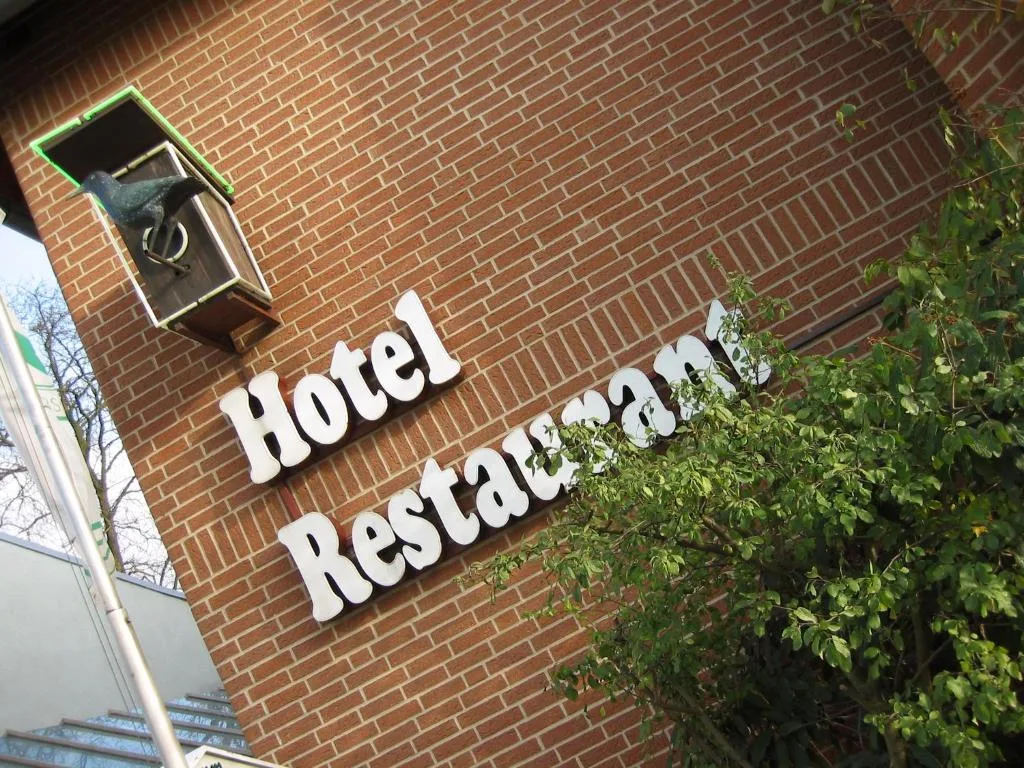 Zum Starenkasten GmbH - Hôtel null étoiles, Braunschweig, Braunschweig - photo 1