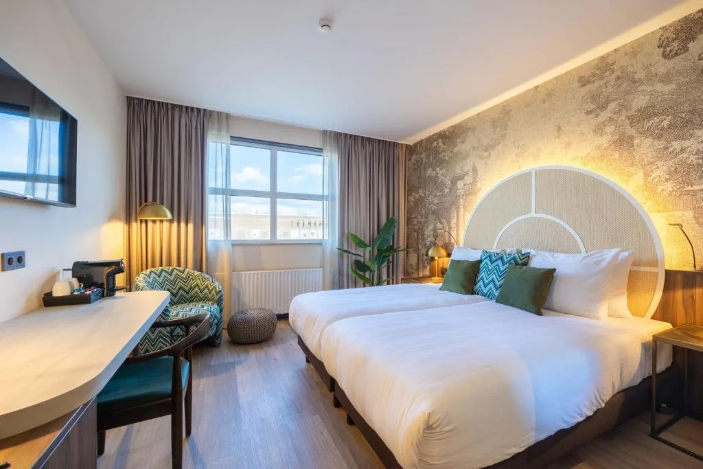Leonardo Hotel Breda City Center - 4-star hotel in Breda, Breda - photo 1