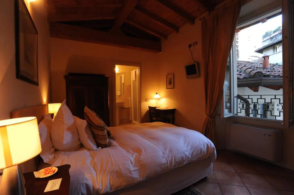 Albergo Orologio - Hôtel 3 étoiles, Brescia, Brescia - photo 1