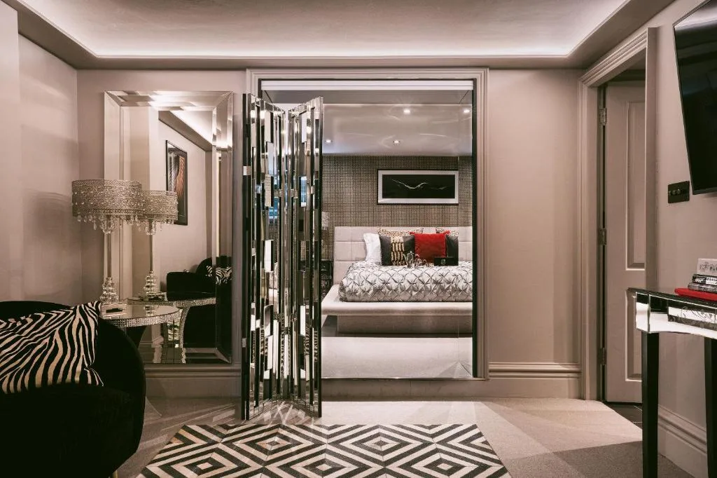 Square Townhouse - 4-star hotel in Brighton & Hove, Brighton & Hove - photo 1