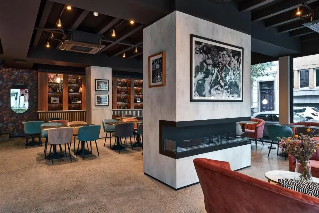 The Scott Hotel Brussels - Hotel de 3 estrelas em Saint-Gilles (Place Loix), Brussels - photo 1