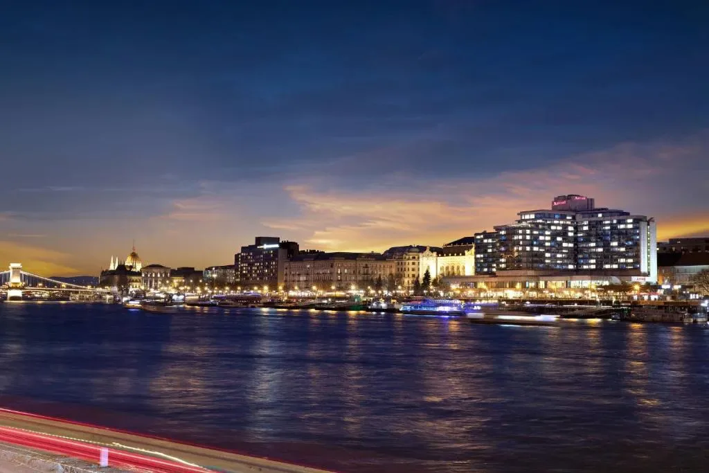 Budapest Marriott Hotel on the Danube promenade
