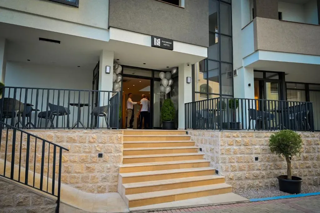 Garni Hotel MB Premium - 4-star hotel in 85310 Budva, Budva - photo 1