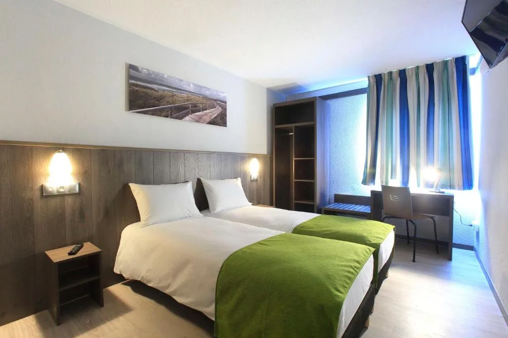 Brit Hotel Calais - 3-star hotel in Calais, Calais - photo 1