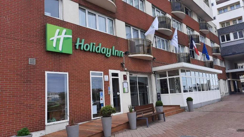 Holiday Inn Calais-Centre by IHG - 4-star hotel in Calais, Calais - photo 1