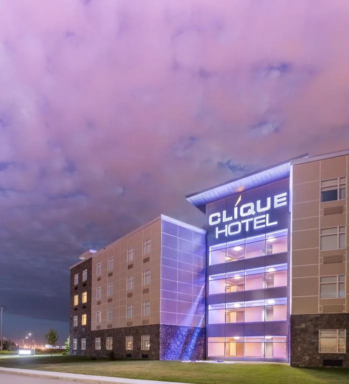 Hotel Clique Calgary Airport - 4-star hotel in Calgary, Calgary - photo 1