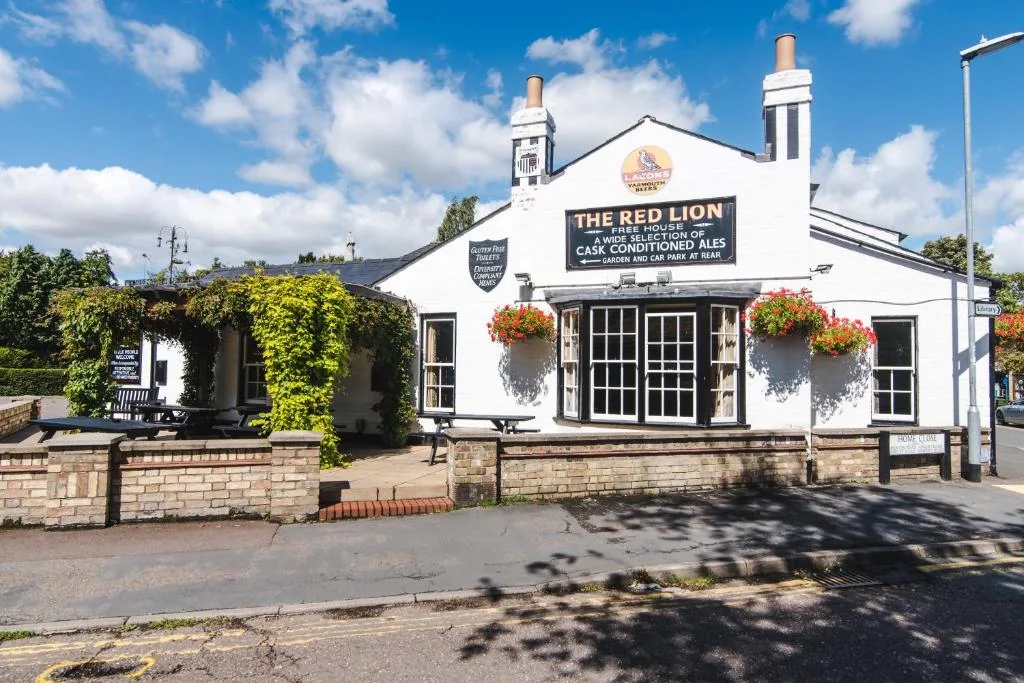 The Red Lion - Hotel de null estrellas en Cambridge, Cambridge - photo 1