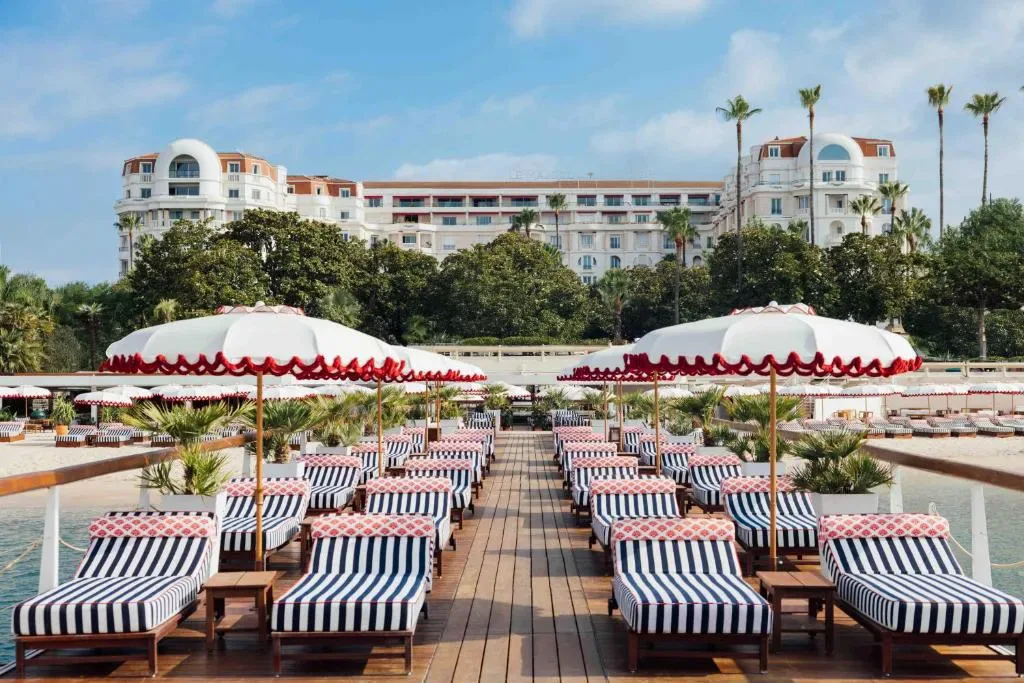 Hôtel Barrière Le Majestic Cannes - Hôtel 5 étoiles, Croisette, Cannes - photo 1