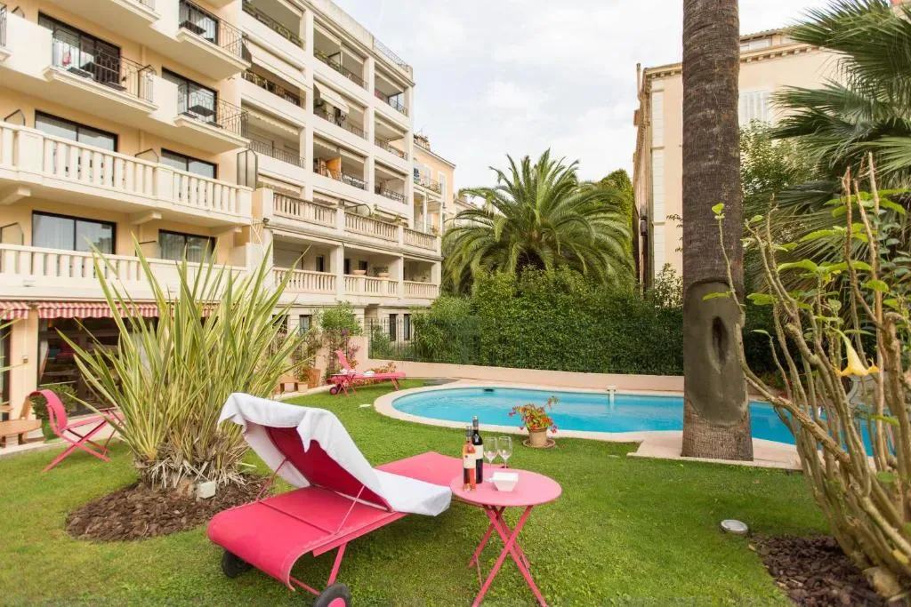 Sun Riviera Hotel - 4-star hotel in City Centre, Cannes - photo 1
