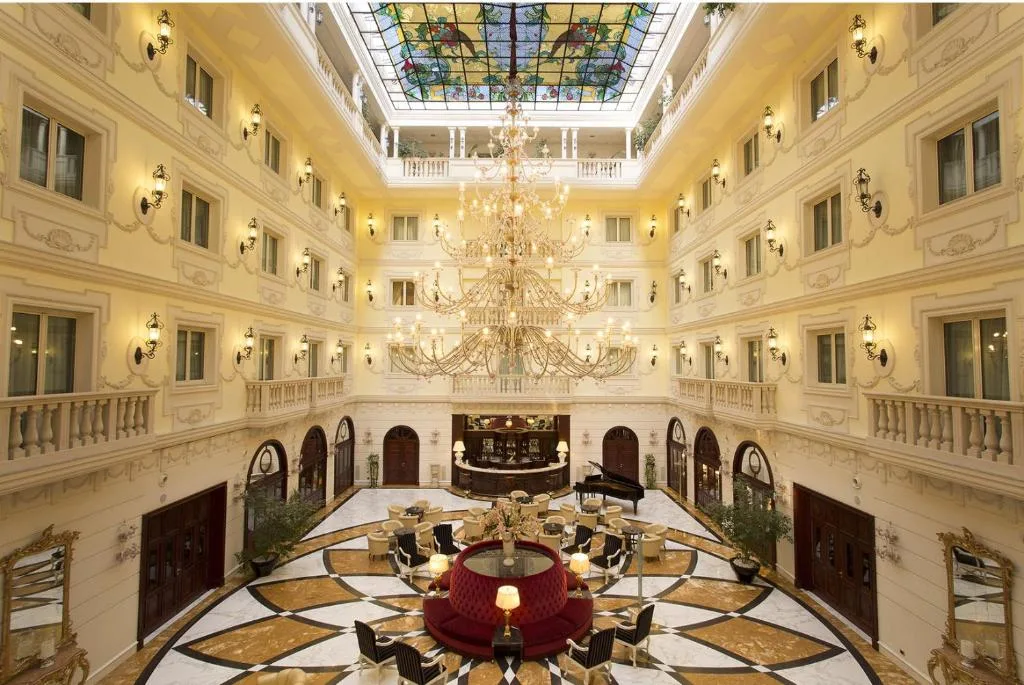 Grand Hotel Vanvitelli - Hôtel 4 étoiles, Caserta, Caserta - photo 1