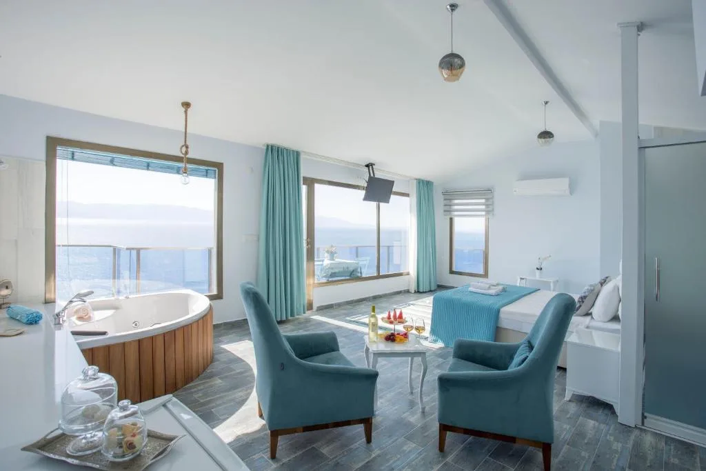 Fener Hotel Café & Kahvalti - null-star hotel in Cesme, Cesme - photo 1