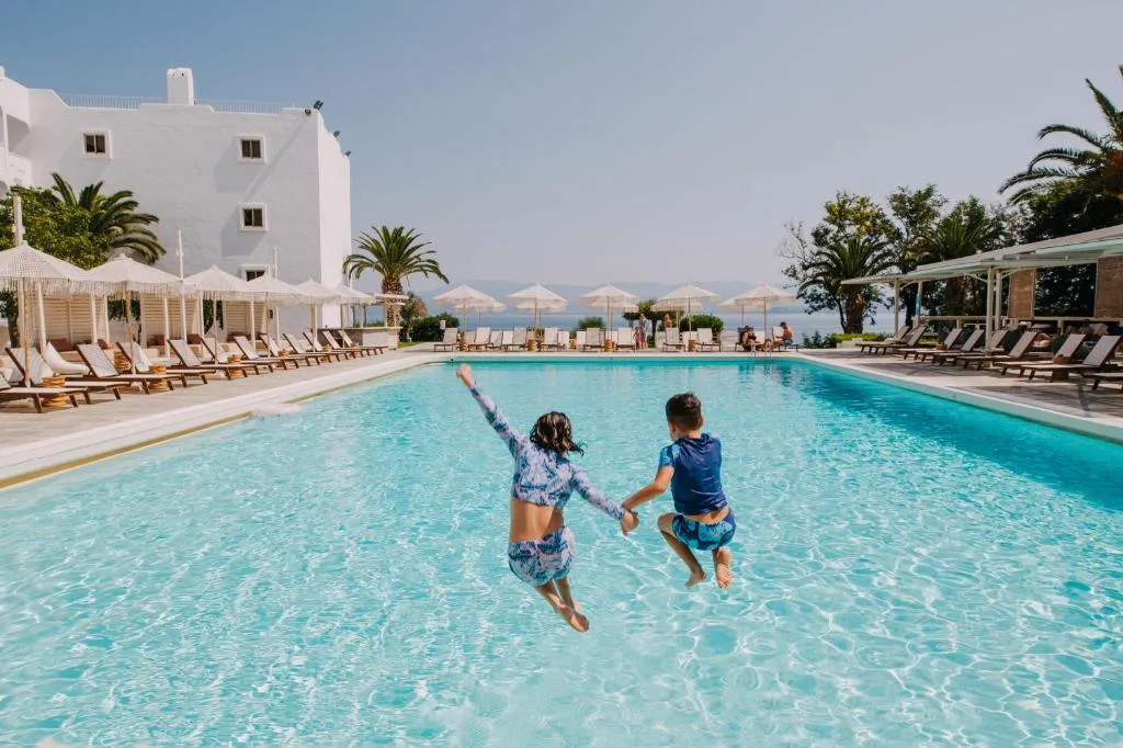 Brown Beach Chalkida Resort, a member of Brown Hotels - Hôtel 4 étoiles, Chalkida, Chalkida - photo 1