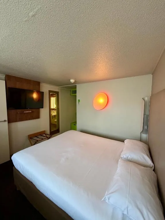 Campanile Chambéry - Hôtel 3 étoiles, Chambéry, Chambéry - photo 1