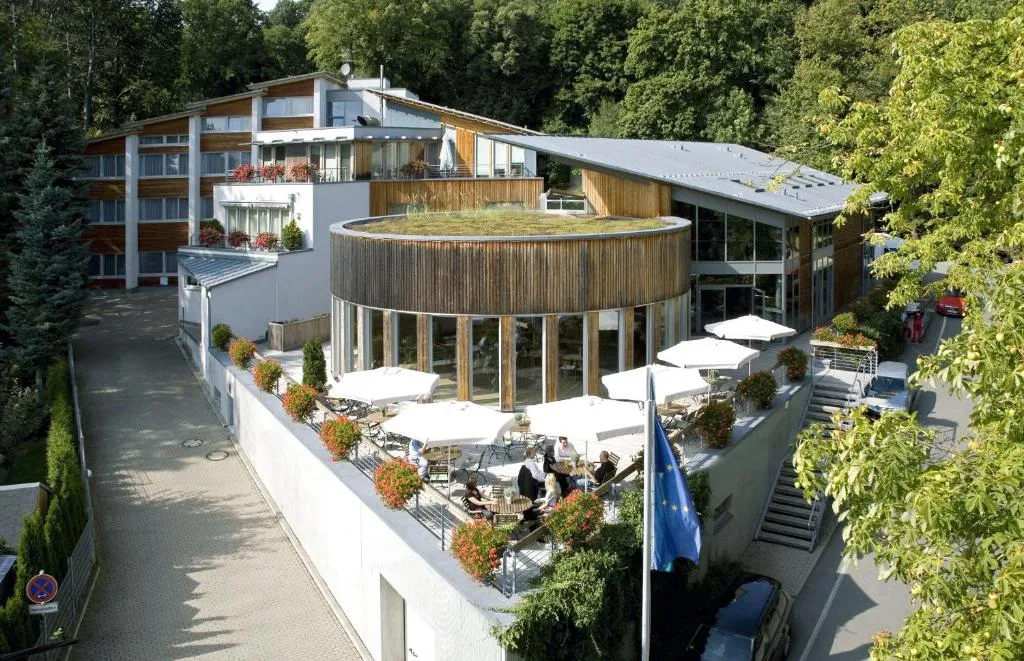 Hotel Forsthaus Grüna Betreibergesellschaft mbH - 4-star hotel in Chemnitz, Chemnitz - photo 1