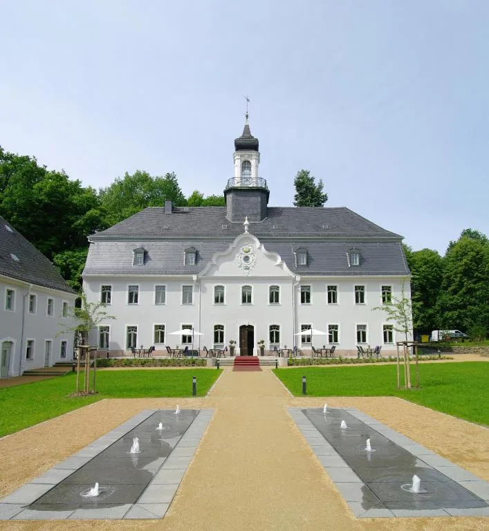 Hotel Schloss Rabenstein - 4-star hotel in Chemnitz, Chemnitz - photo 1