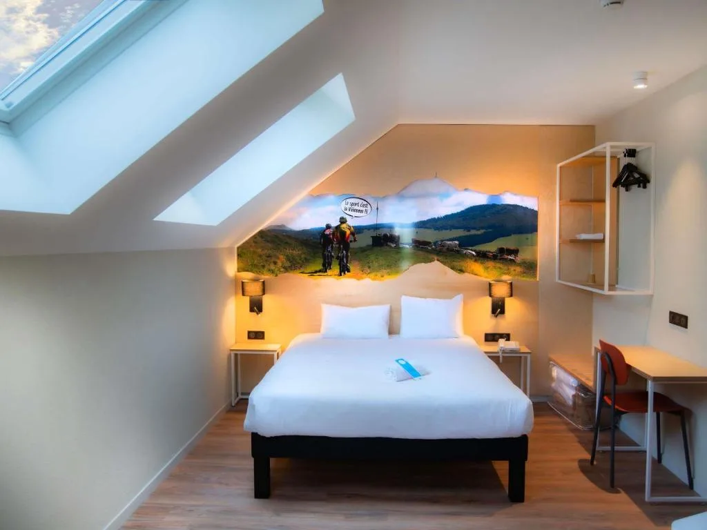 ibis Styles Clermont-Ferrand Aéroport - 3-star hotel in Clermont-Ferrand, Clermont-Ferrand - photo 1