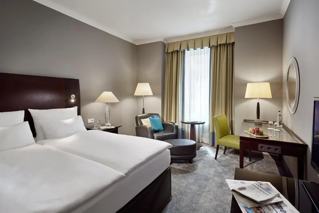 Lindner Hotel Cologne City Plaza, part of JdV by Hyatt - Hôtel 4 étoiles, Cologne, Cologne - photo 1