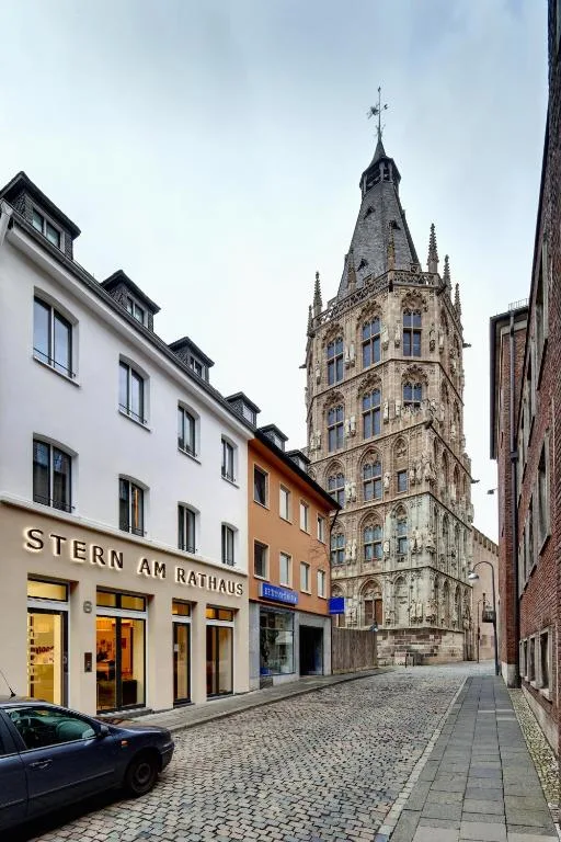 Stern am Rathaus - Hotel de 3 estrellas en Cologne, Cologne - photo 1