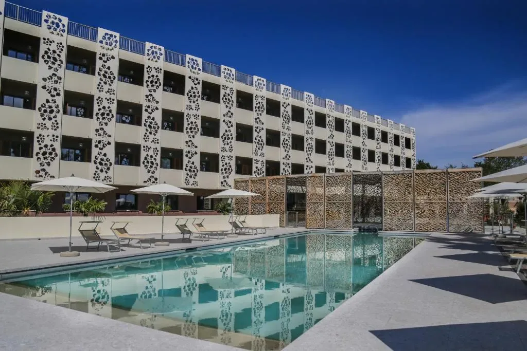 Hôtel Orizonte avec piscine à Cervione, Corse