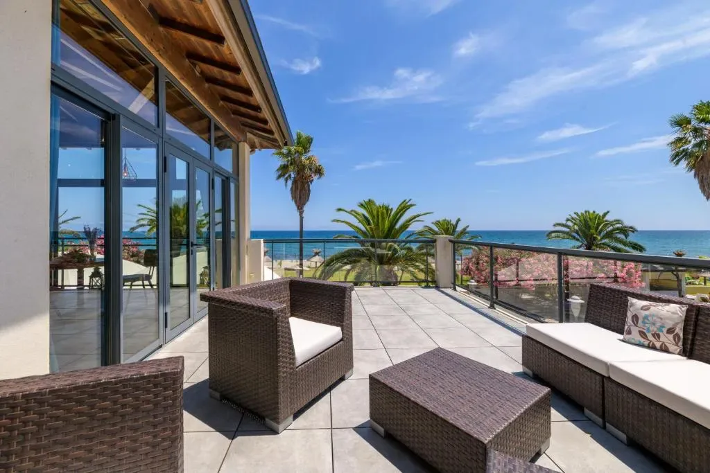 L'hôtel San Pellegrino en bord de mer à Folelli, Corse