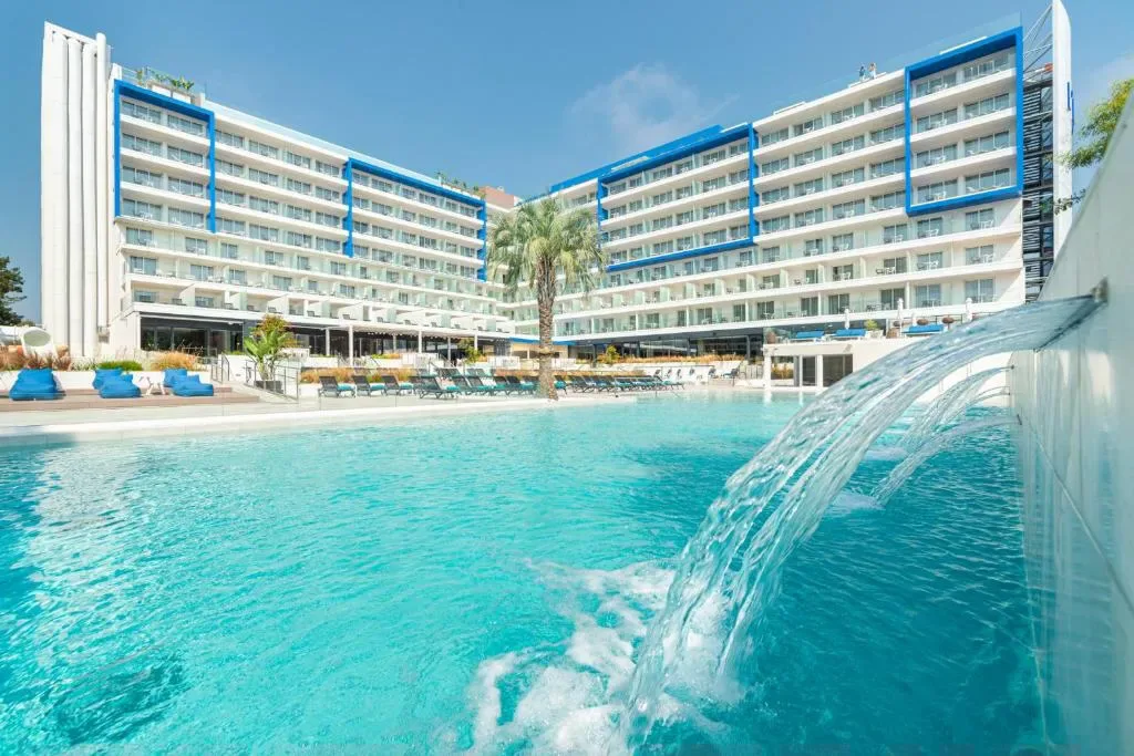 L'Azure Hotel 4* Sup - Hotel de 4 estrellas en Lloret de Mar centre, Costa Brava - photo 1