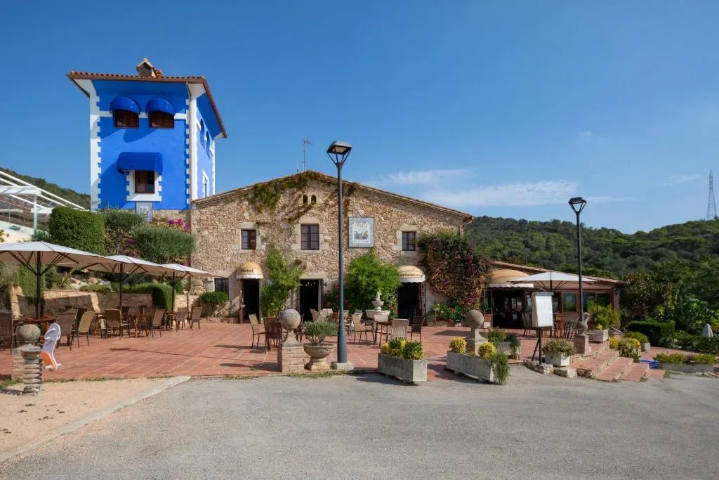 Mas Torrellas Catalan masia exterior Santa Cristina d'Aro