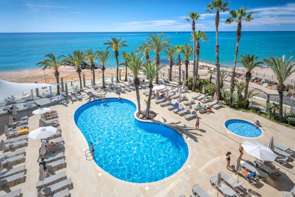 Caprici Beach Hotel & Spa - Hôtel 4 étoiles, Santa Susanna Beach, Costa Brava - photo 1