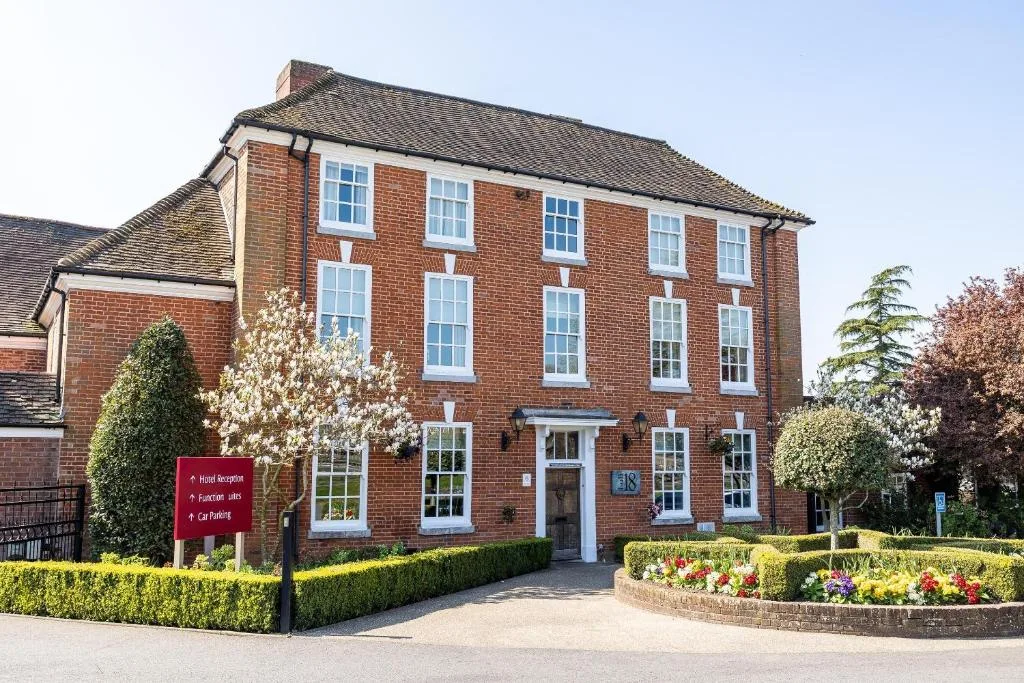 Windmill Village Hotel, Golf Club & Spa, BW Signature Collection - 4-star hotel in Coventry, Coventry - photo 1