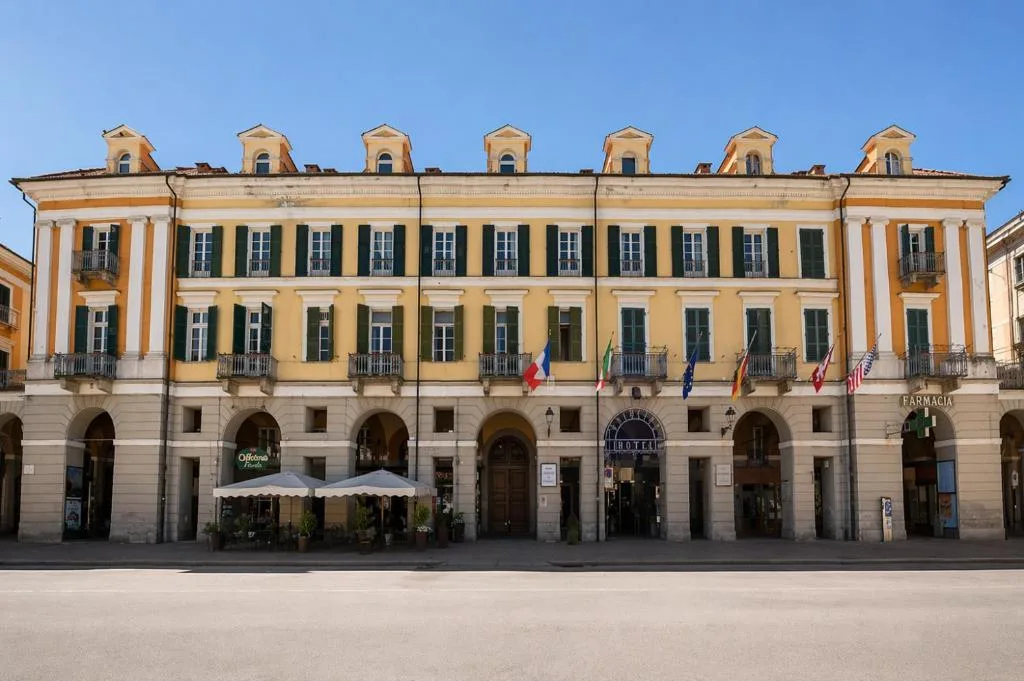 Phi Hotel Principe - 4-star hotel in Cuneo, Cuneo - photo 1