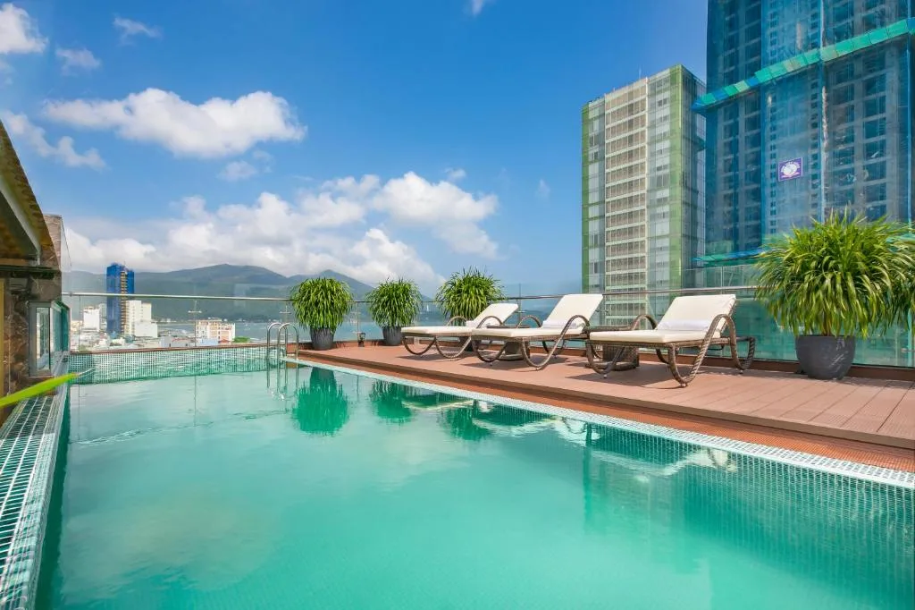 Dolphin Hotel and Apartment - Hotel de null estrelas em Da Nang, Da Nang - photo 1