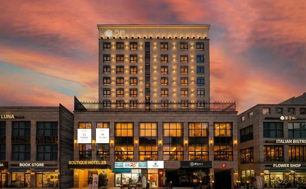 대구 2월 호텔 동성로점 - Hotel de 3 estrellas en Daegu, Daegu - photo 1