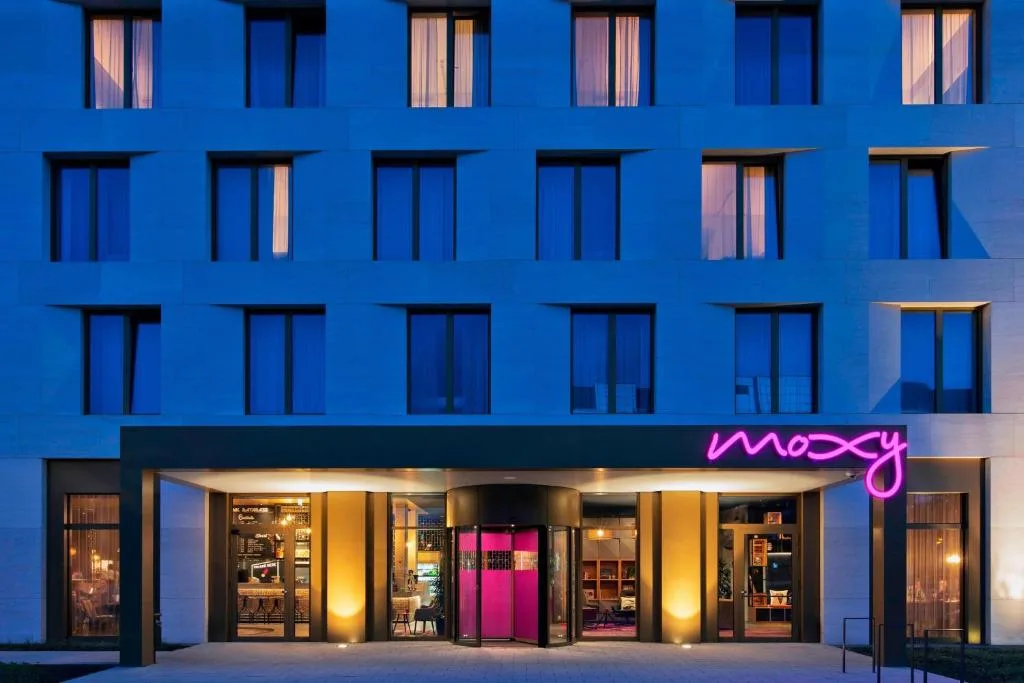 Moxy Darmstadt - Hôtel 3 étoiles, Darmstadt, Darmstadt - photo 1