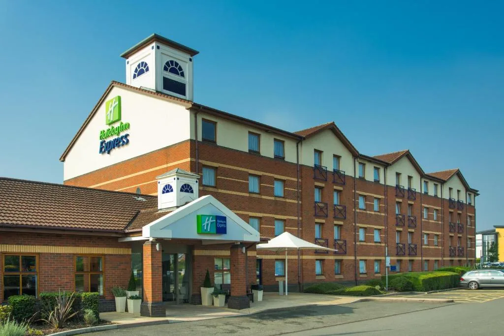 Holiday Inn Express Derby Pride Park by IHG - Hotel de 3 estrellas en Derby, Derby - photo 1