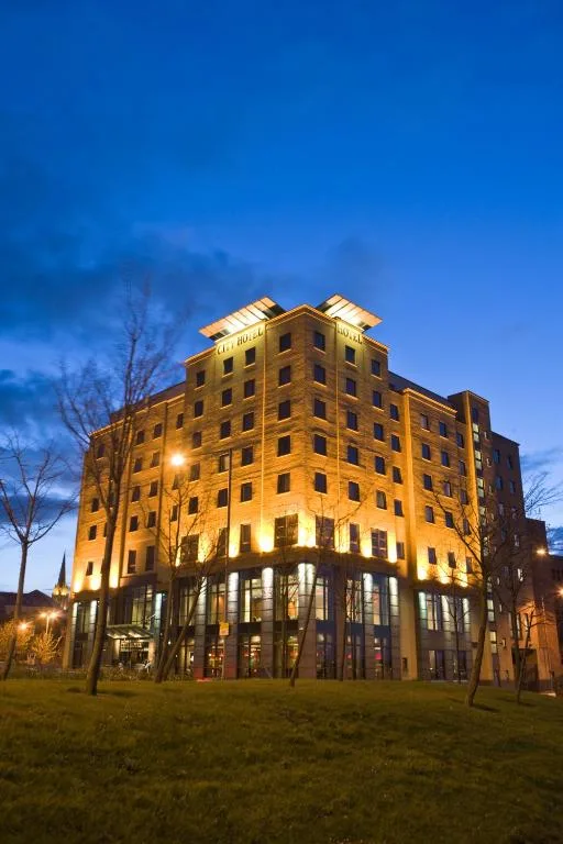 City Hotel - Hôtel 4 étoiles, Derry Londonderry, Derry Londonderry - photo 1